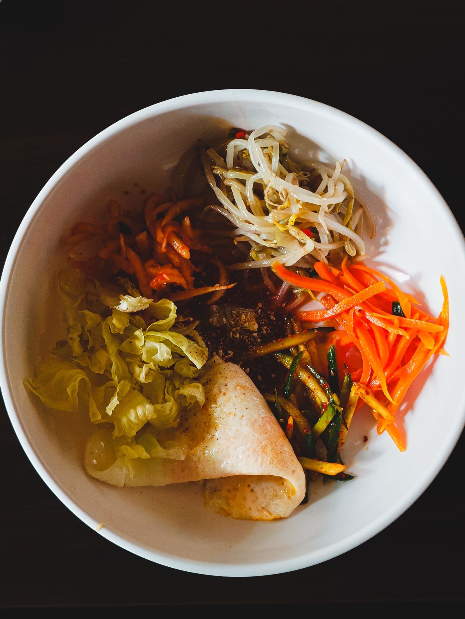 Korean-style rice and vegetable bowl